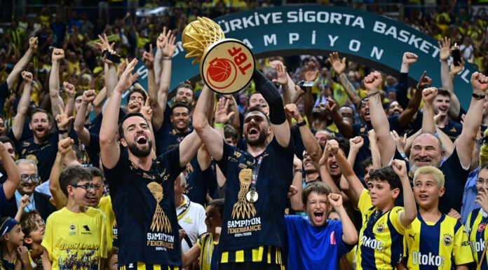Basketbol Süper Ligi’nde Şampiyon Fenerbahçe Beko!