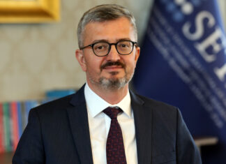 Fahrettin Altun görevden alındı, yerine Burhanettin Duran atandı