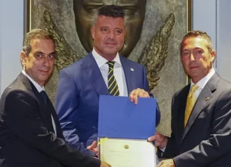 Fenerbahçe’de başkanlığa seçilen Sadettin Saran mazbatasını aldı