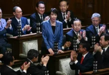 Japonya’nın ilk kadın Başbakanı Takaichi tarihe geçti