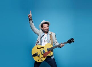 Kenan Doğulu’dan global adım