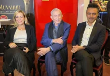 98 yaşında yönetmen koltuğuna