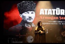 Atatürk’ün sevdiği şarkıları söyledi