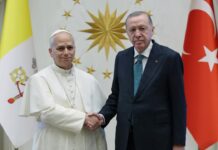 Papa 14. Leo ziyaretinin ilk gününü tamamladı