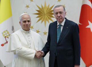 Papa 14. Leo ziyaretinin ilk gününü tamamladı