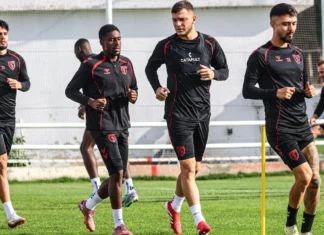 Samsunspor liderlik hedefiyle sahaya çıkıyor